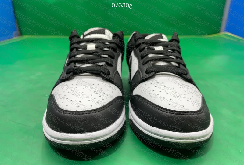 Nike Dunk Panda - New VT