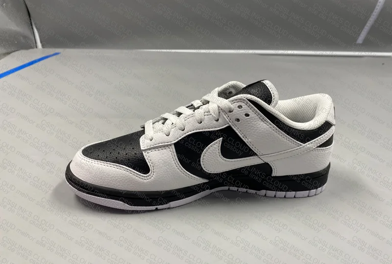 Nike Dunk Panda Reverse 3