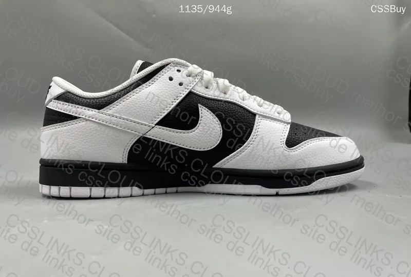 Nike Dunk Panda Reverse