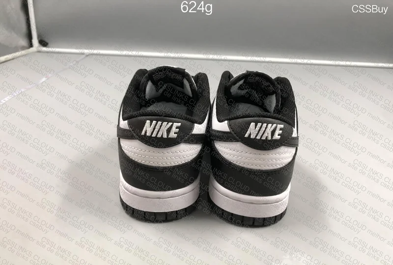 Nike Dunk Panda VT 3