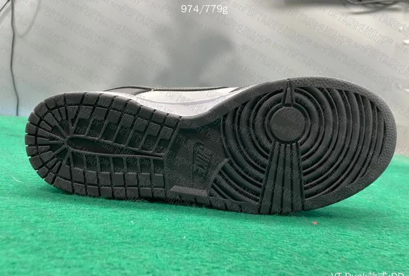 NIKE DUNK PANDA VT (YOLO) 4