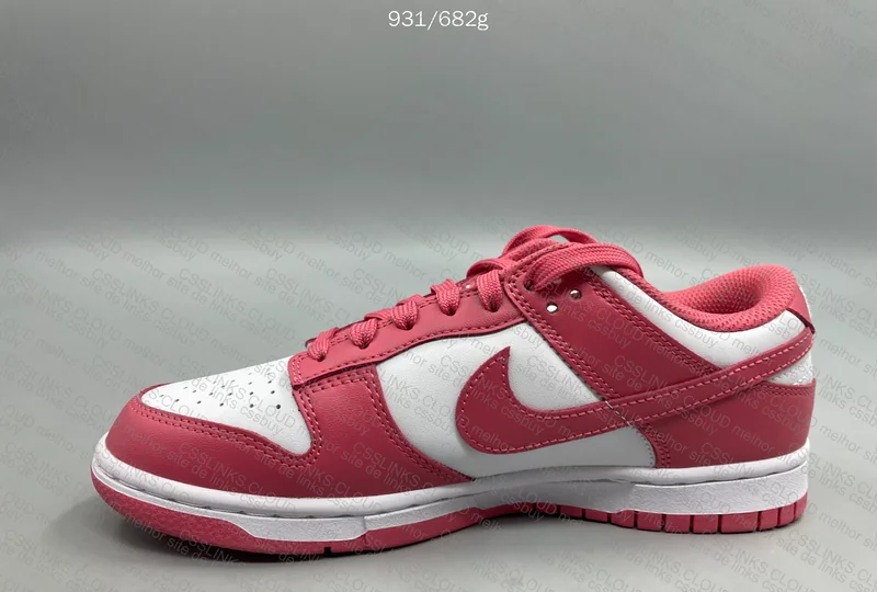Nike Dunk Pink 4