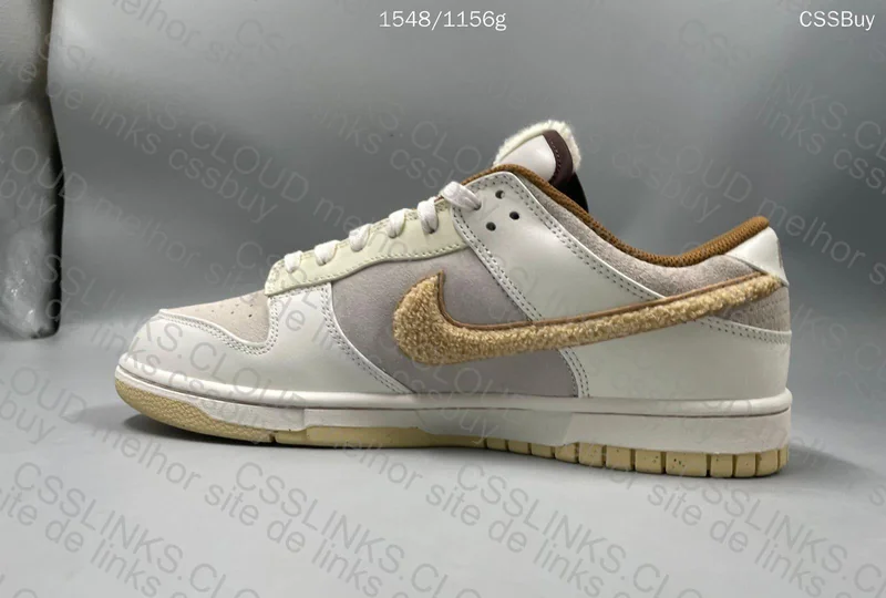 Nike Dunk Rabbit 3