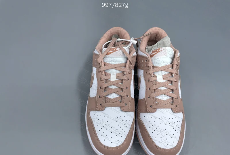 Nike Dunk "Rose Powder"