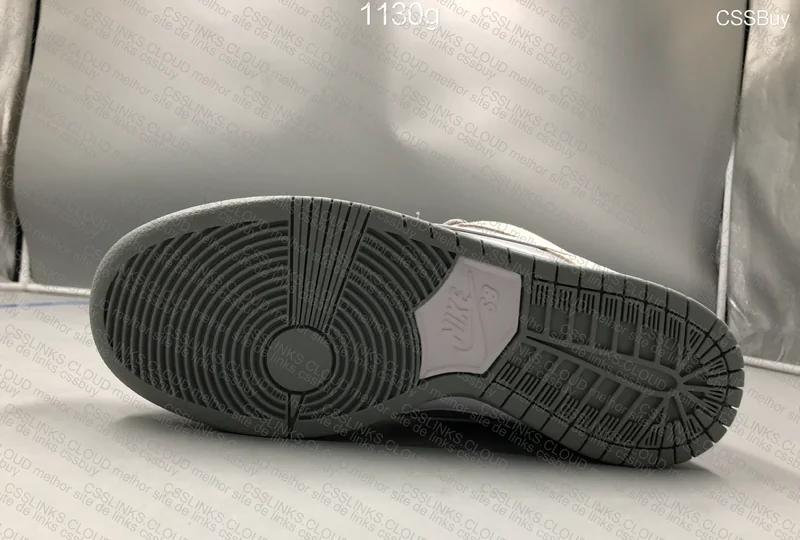 Nike Dunk SB "Arctic Fox Grey" 2