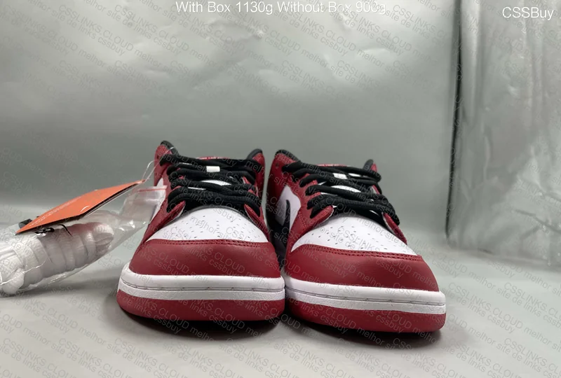 Nike Dunk SB Chicago 2
