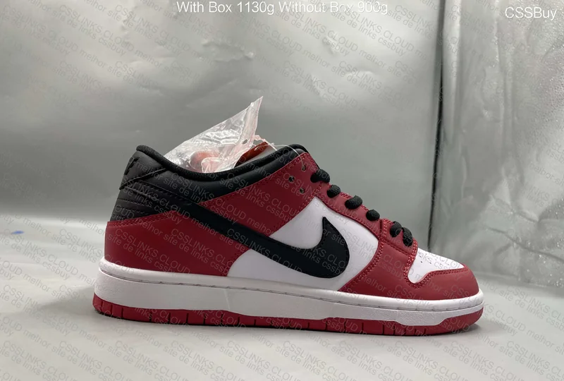 Nike Dunk SB Chicago 5