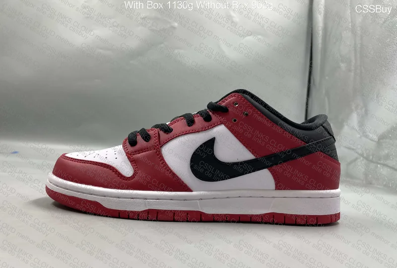 Nike Dunk SB Chicago 9