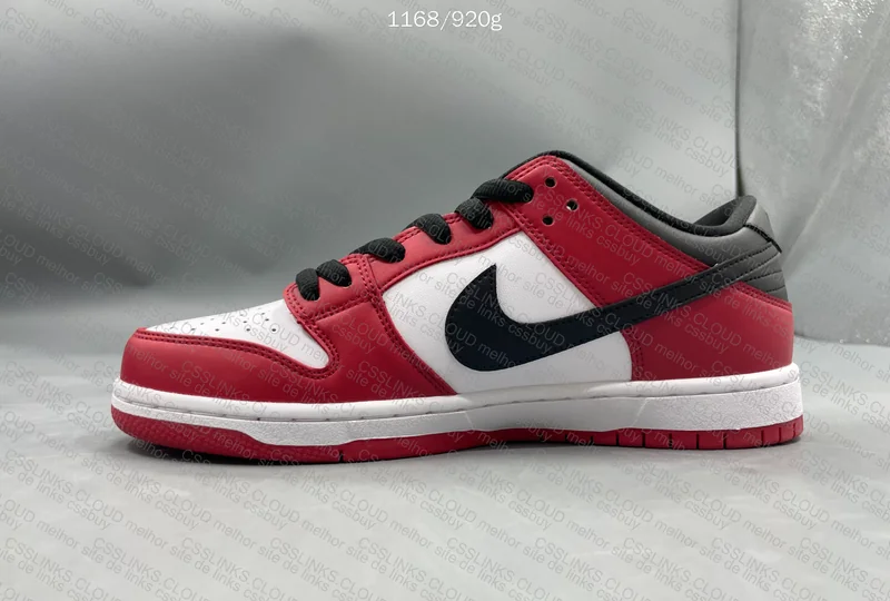 Nike Dunk SB Chicago 2