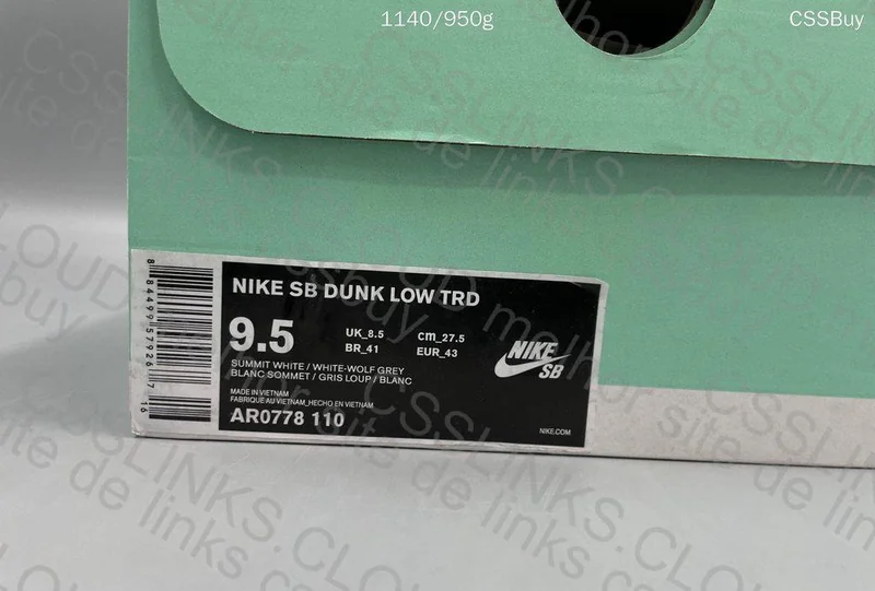 Nike Dunk SB Arctic Grey 10