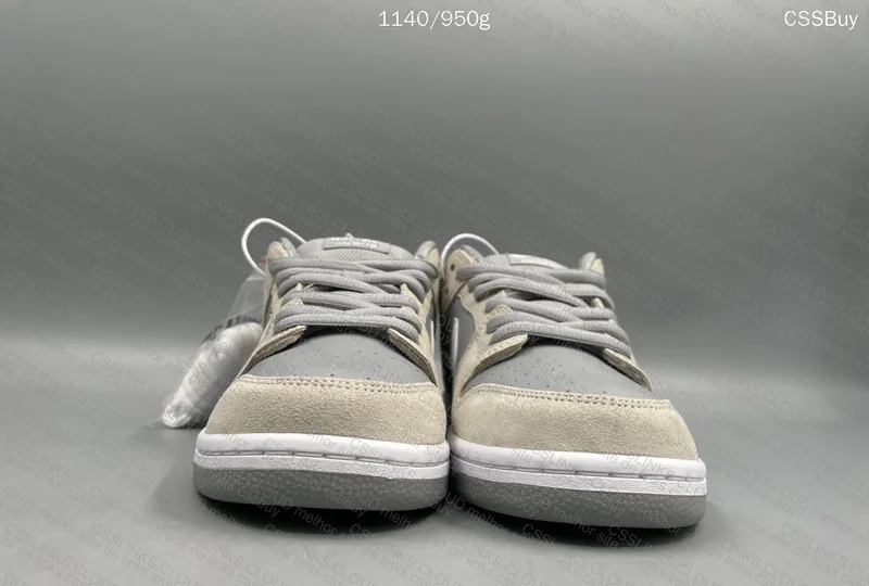 Nike Dunk SB Arctic Grey 2