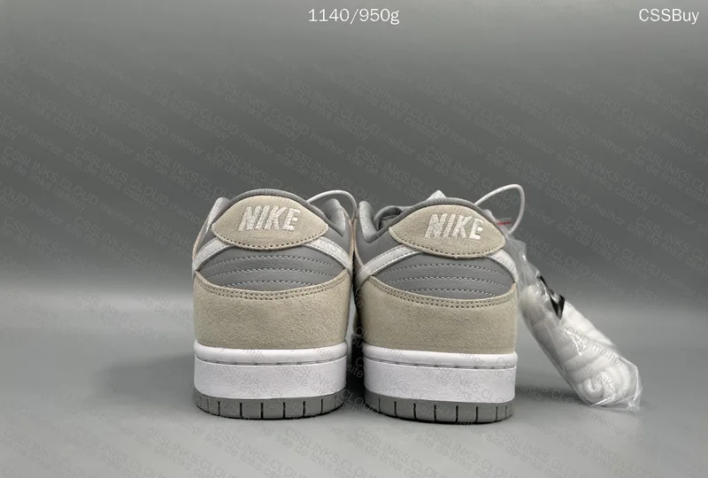 Nike Dunk SB Arctic Grey 5