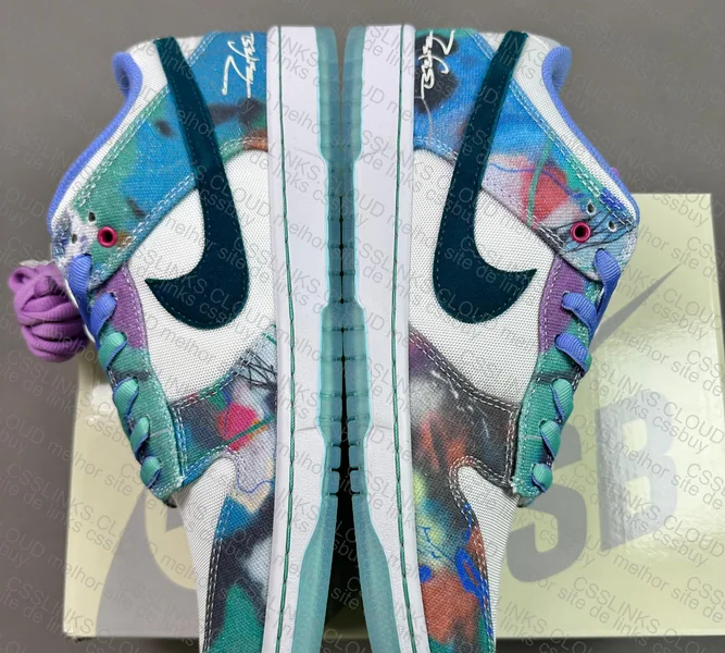 Nike Dunk SB Futura Labs- Bleached Acqua 2