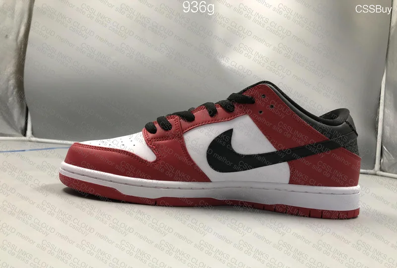 Nike Dunk SB Low Chicago 4