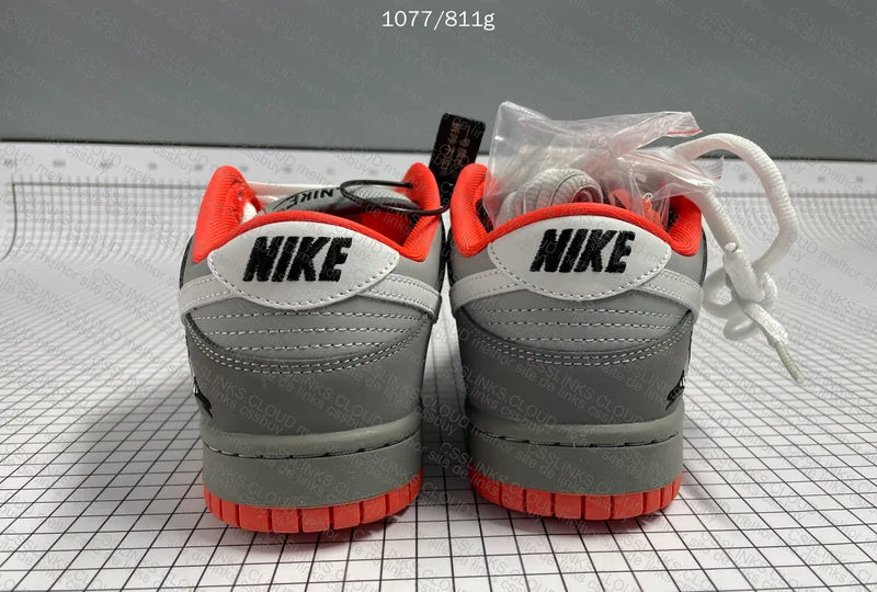 NIKE DUNK SB PIGEON 4