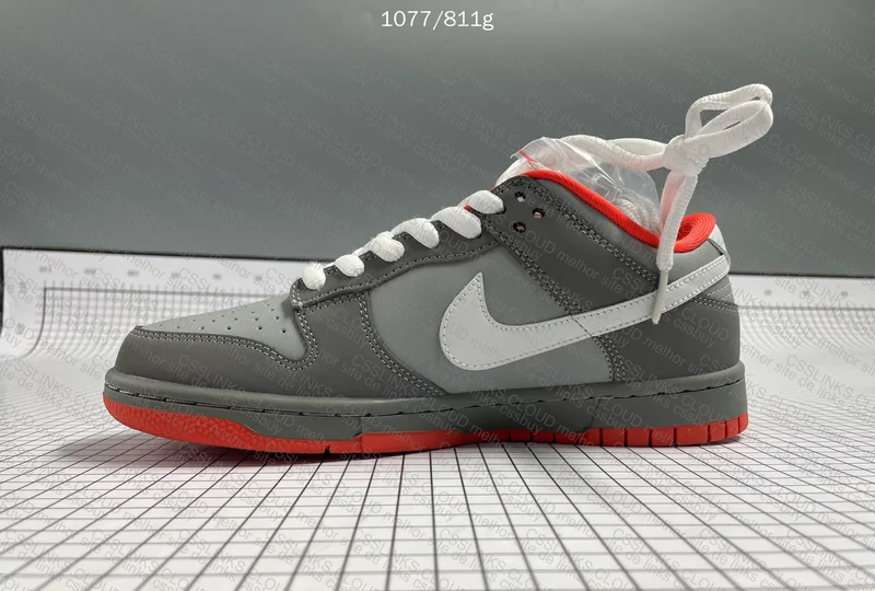 NIKE DUNK SB PIGEON 7