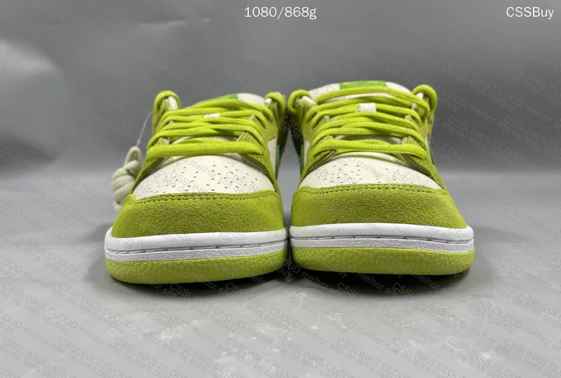 Nike Dunk SB Sour Apple 3