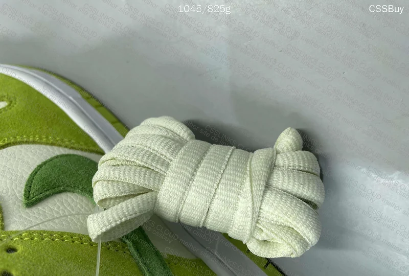 Nike Dunk SB- Sour Apple. 7