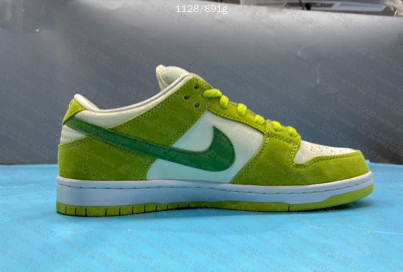 Nike Dunk SB (Sour Apple for Customer)
