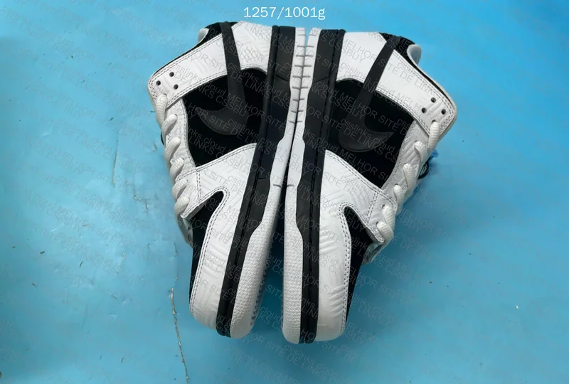 Nike Dunk SB TightBooth M BATCH