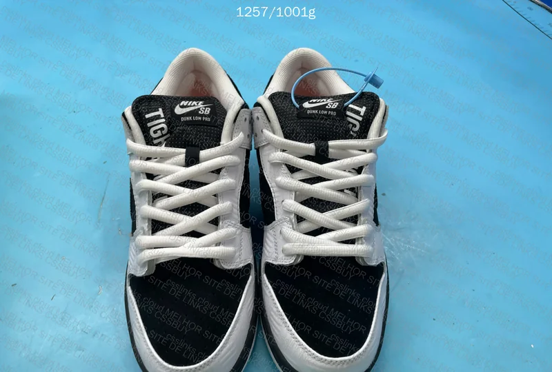 Nike Dunk SB TightBooth M BATCH 2