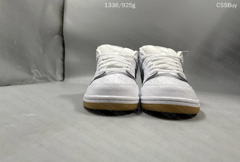 Nike dunk SB white gum (primeira compra) 2