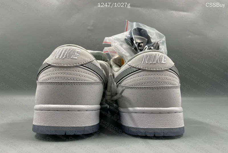 Nike Dunk SB White Lobster 5