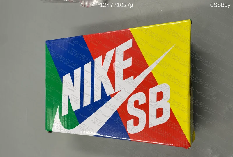Nike Dunk SB White Lobster 9