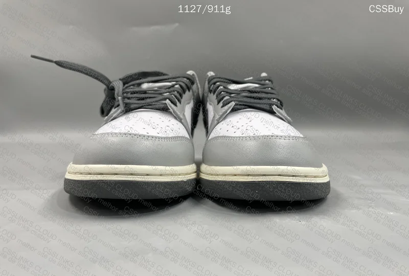 Nike Dunk Smoke Gray 3