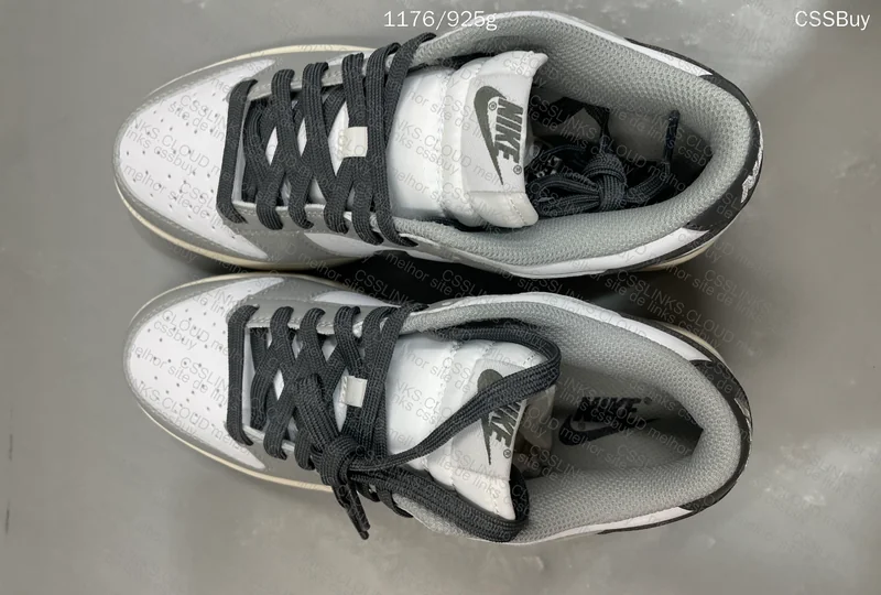 Nike Dunk Smoke Grey