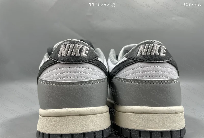 Nike Dunk Smoke Grey 2