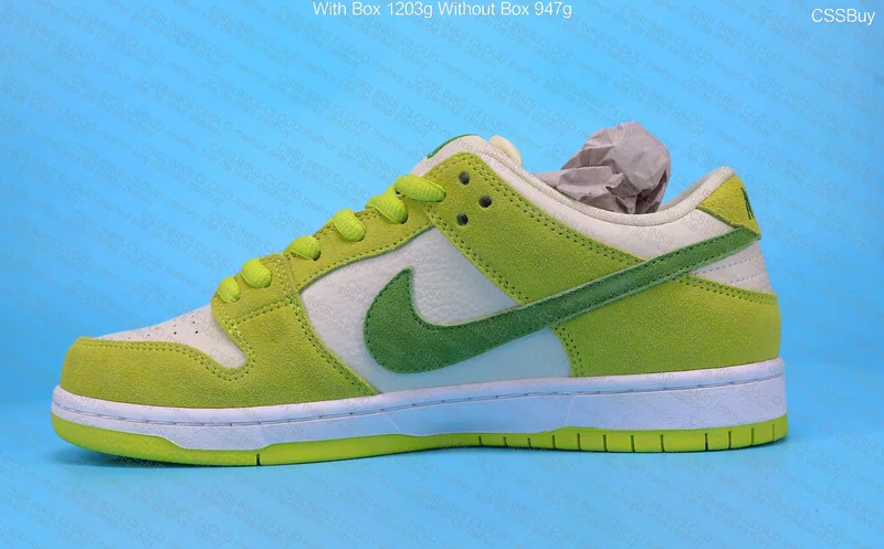 Nike Dunk Sour Aplle 4