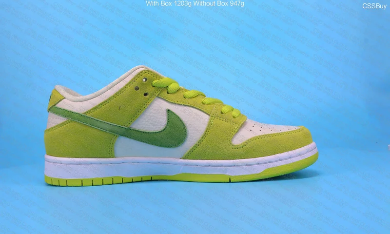 Nike Dunk Sour Aplle 5