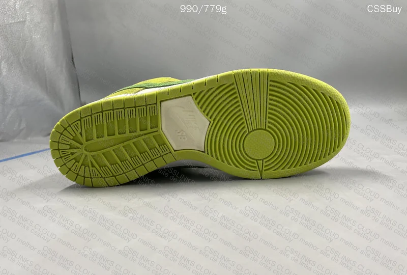 Nike Dunk Sour Apple 6