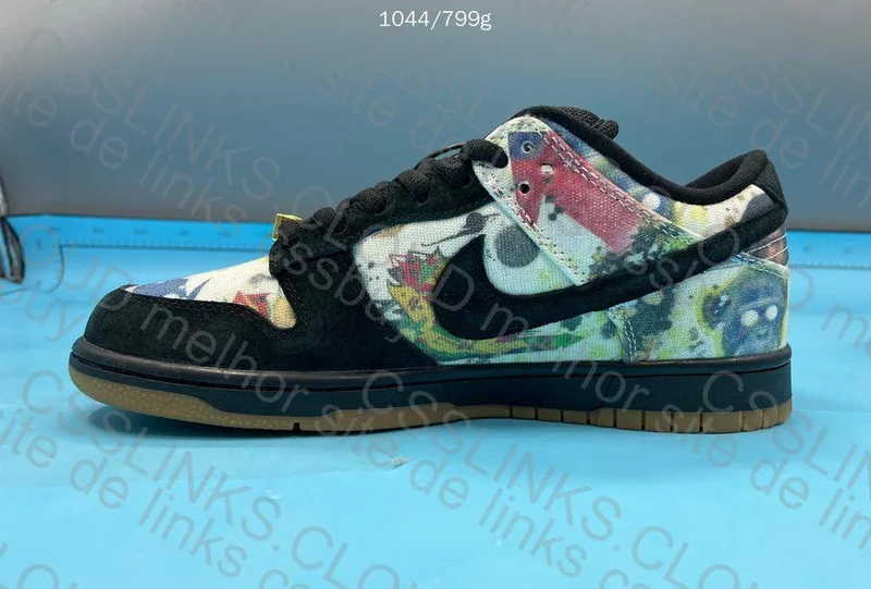 Nike Dunk Supreme - Rammellzee 10