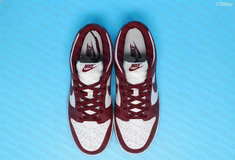 Nike Dunk Team Red Size: 41 EUR Price: 189¥ + 10 Weight: 835 (No Box) Batch: VT 3