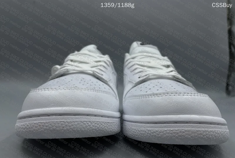 Nike Dunk All White 3