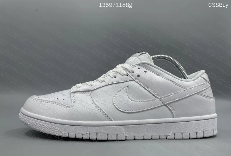 Nike Dunk All White 7