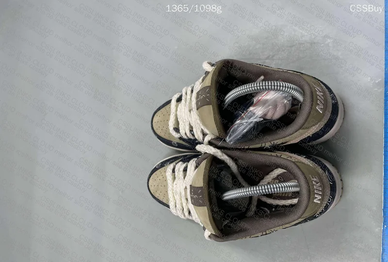 Nike Dunk Travis Scott