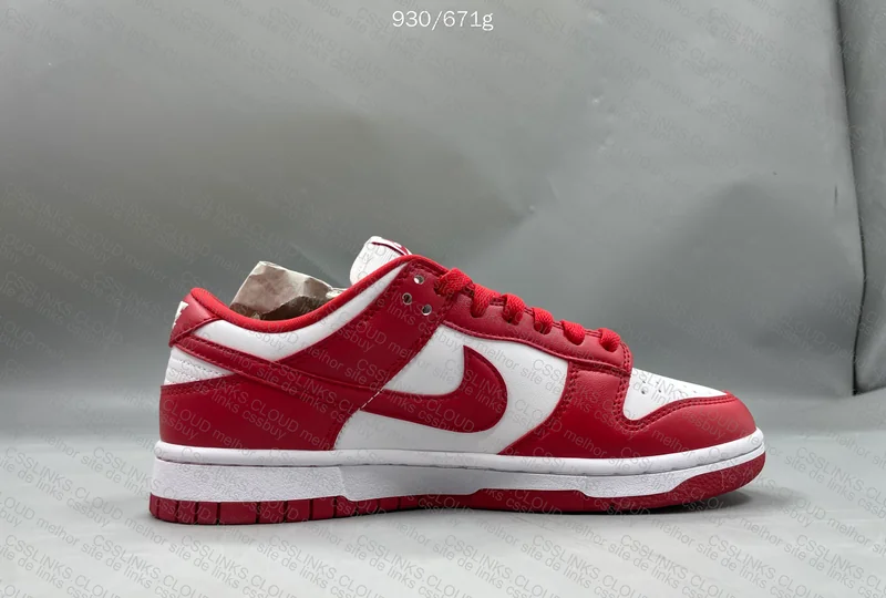 Nike dunk University Red 3