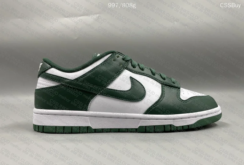 Nike Dunk Varsity Green 3