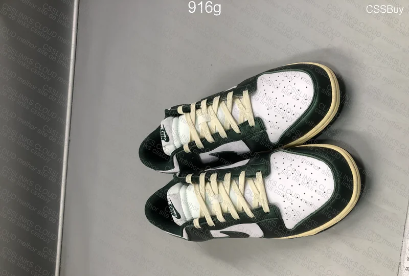 Nike Dunk Vintage Green 4