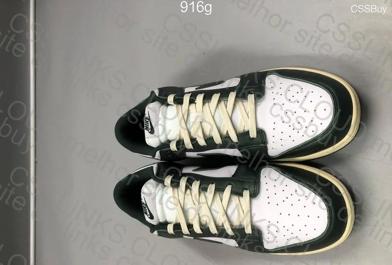 Nike Dunk Vintage Green 5