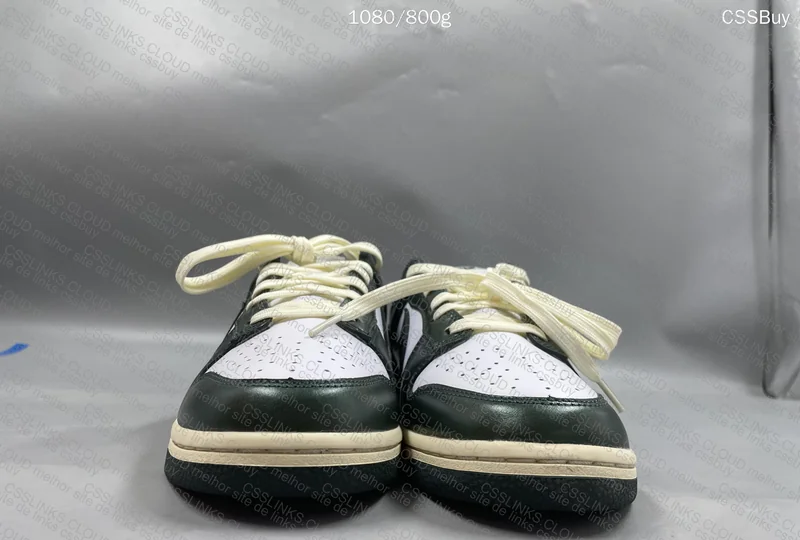 nike dunk vintage green 3