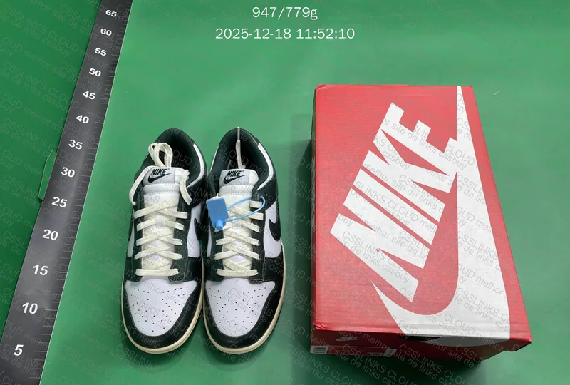 Nike Dunk Vintage Green Batch M 6