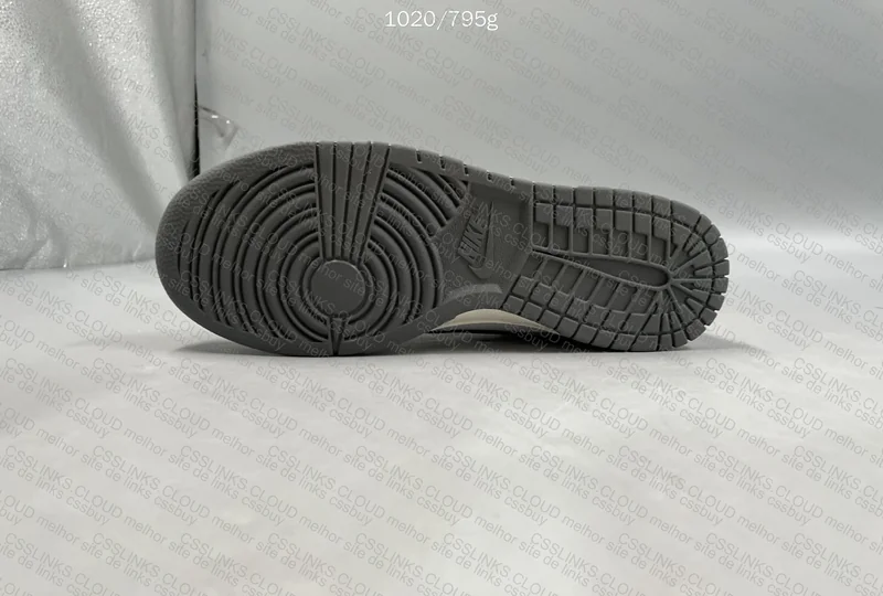 Nike Dunk VT 8