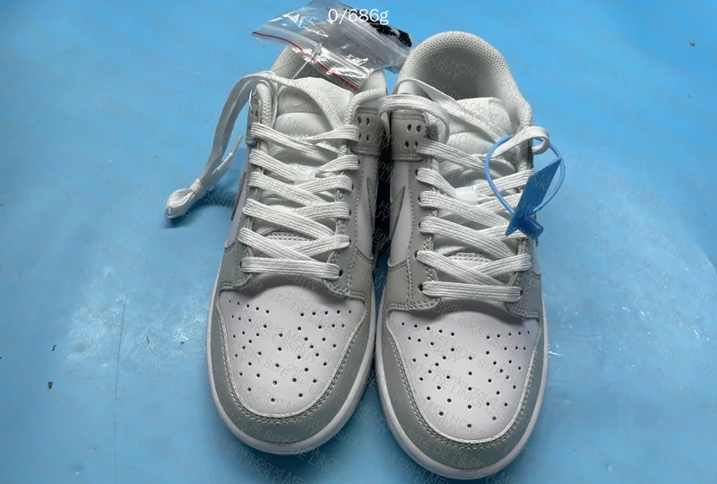 Nike Dunk White Grey 2