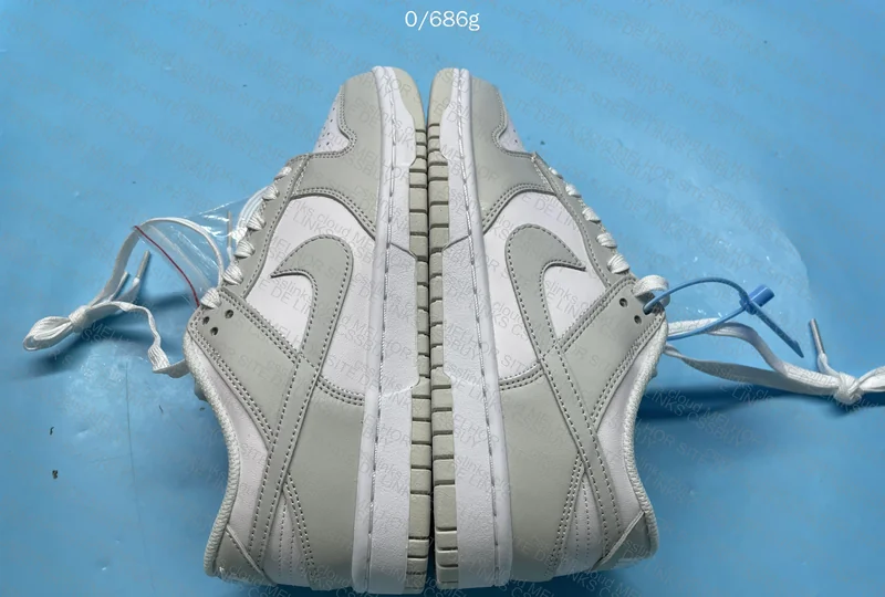 Nike Dunk White Grey 4