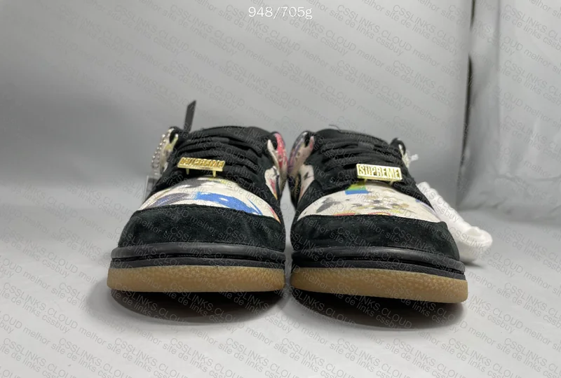 nike dunk X supreme