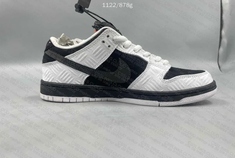 Nike Dunk x Tightbooth 7